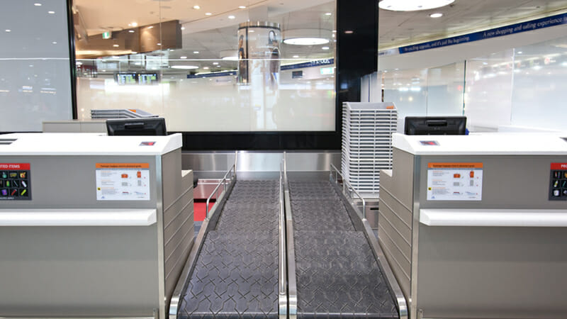 Check-in-conveyor at the airport